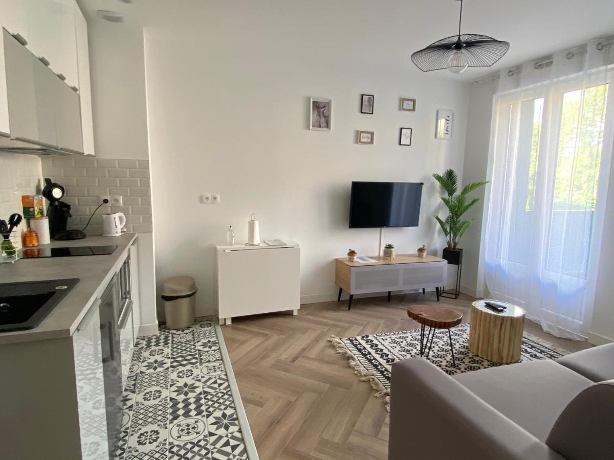Les Rives Saint Symphorien, Appartements Meubles Longeville-les-Metz Exterior foto