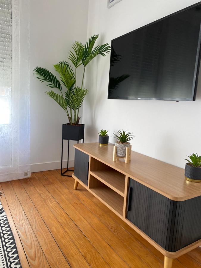 Les Rives Saint Symphorien, Appartements Meubles Longeville-les-Metz Exterior foto